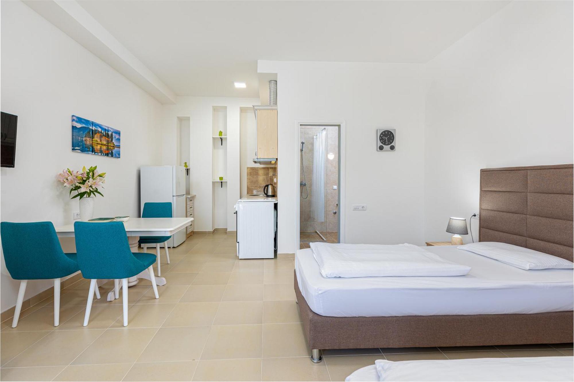Apartments Lustica Radovici Habitación foto
