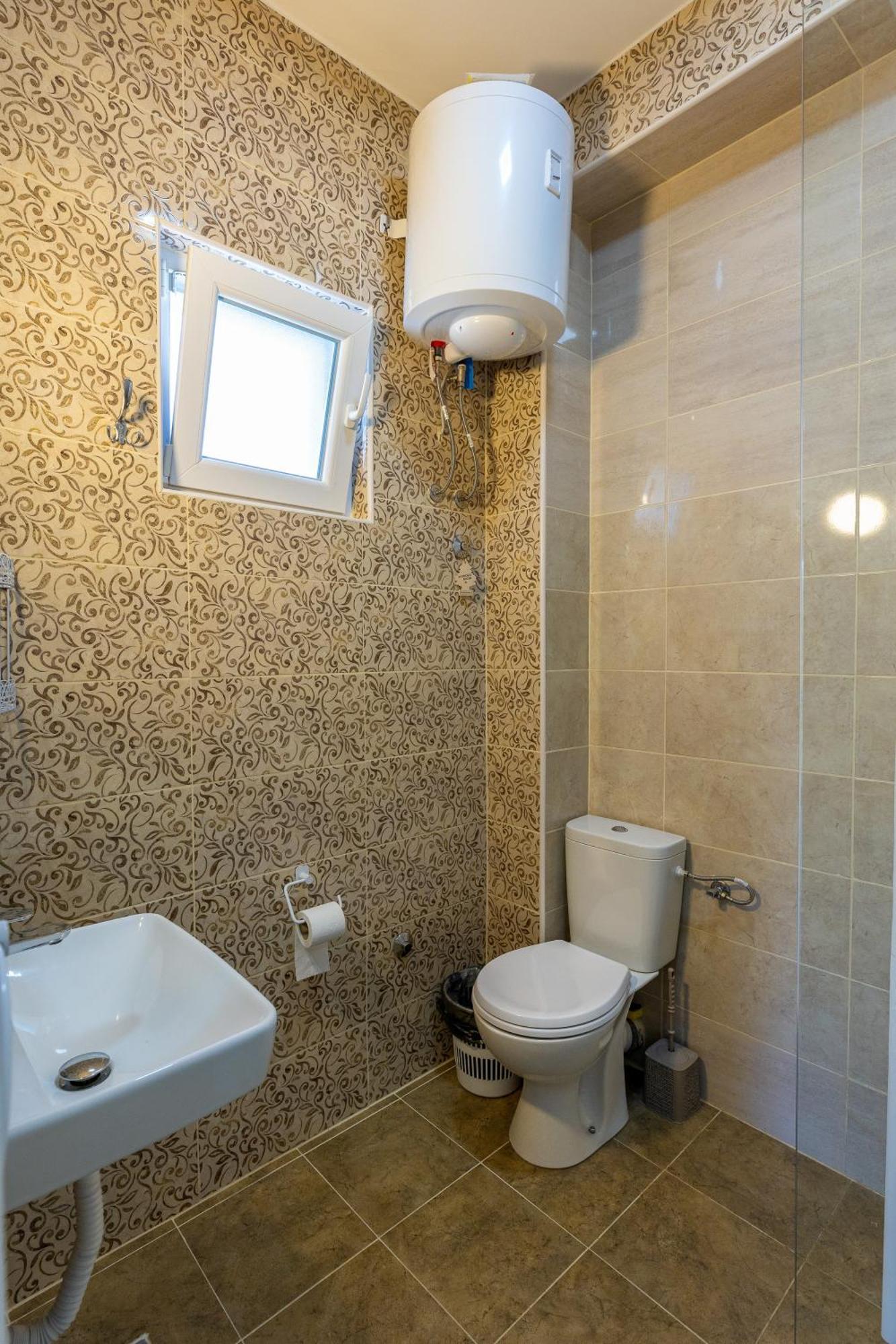 Apartments Lustica Radovici Habitación foto